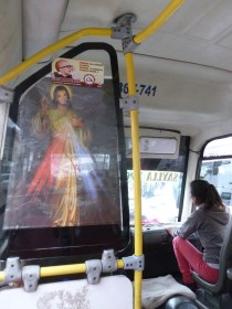 87. Bus local de Cuzco - Jesus still on board!